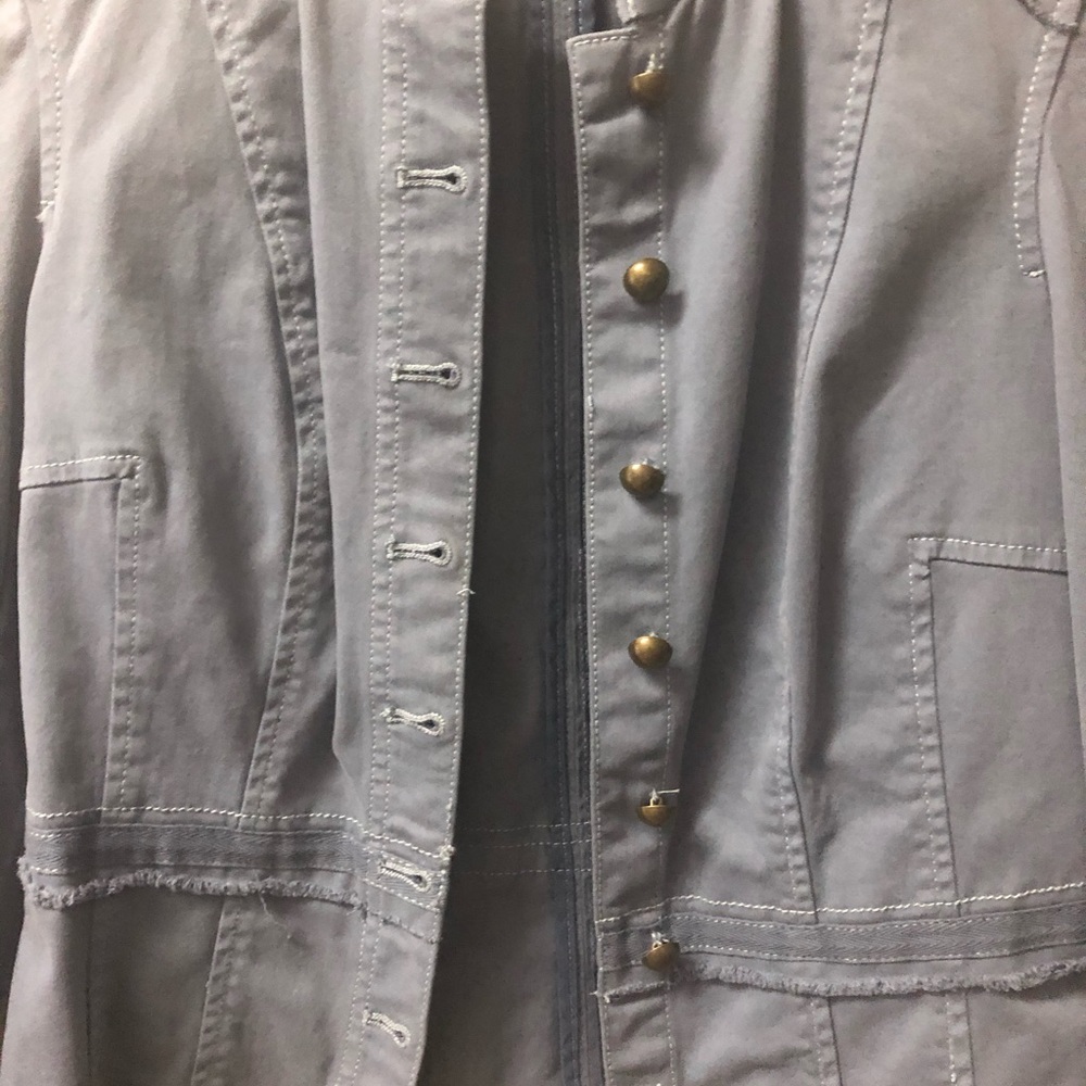 Jacket - Picture 2 of 4